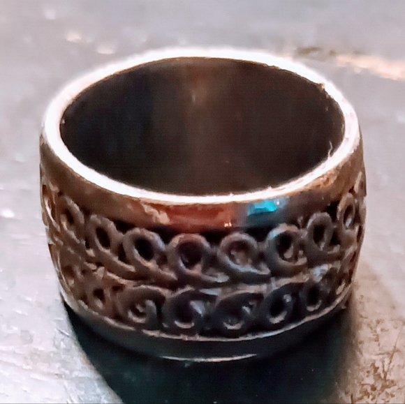 Vintage Big Sterling Silver 925 Circle of swirl design pattern Big band size 6.5 - Picture 5 of 6